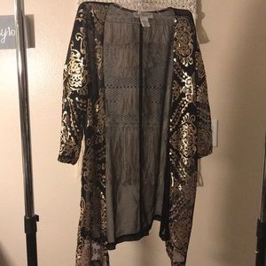 Black and gold sequin kimono